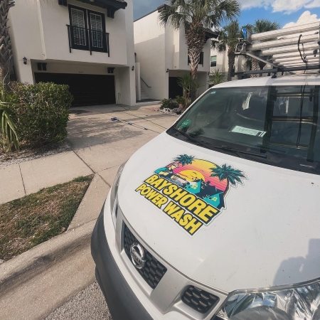 How to Prepare Your Home for a Professional Pressure Washing Service in Tampa Thumbnail