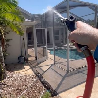 Pool Cage Cleaning